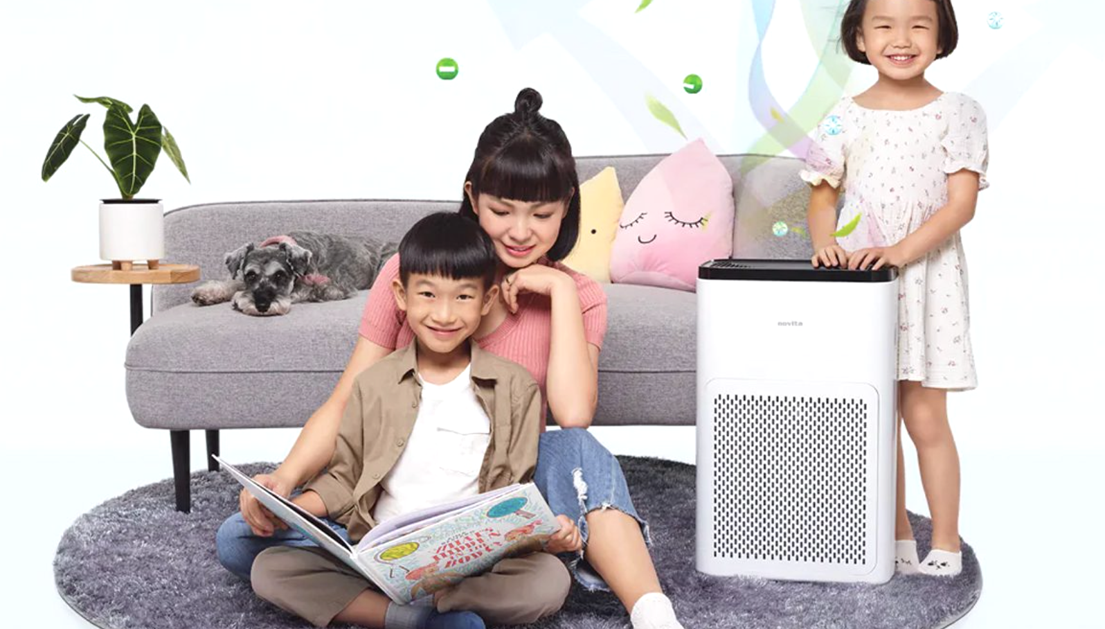 Novita air purifier in home.